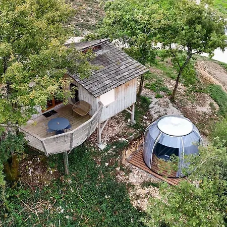 Et Du Belvedere Деревянный коттедж Serrieres-sur-Ain