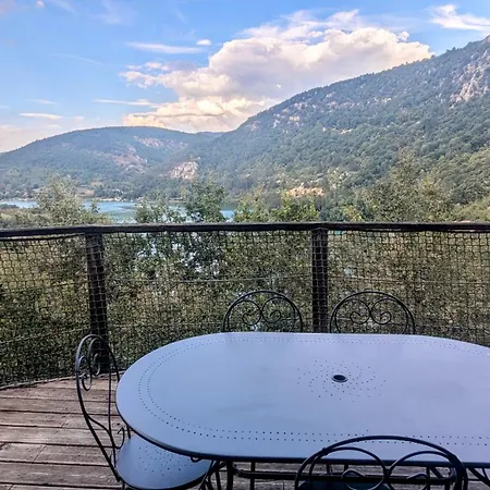 Lodge Et Du Belvedere Serrieres-sur-Ain